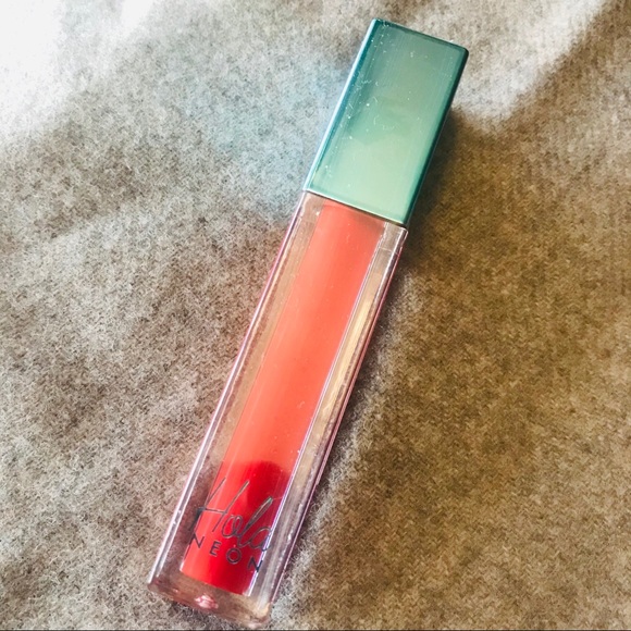 New 🍒 HOLA NEON High-Gloss Lacquer in Jolie - Picture 2 of 3